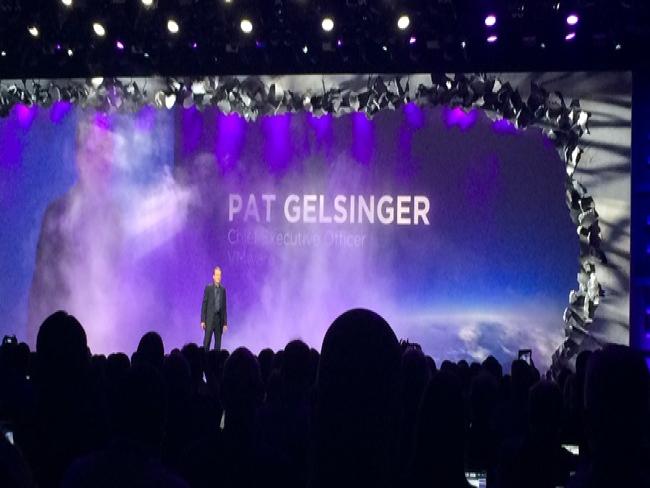 VMware faz novas alianças e adota código aberto para infraestrutura