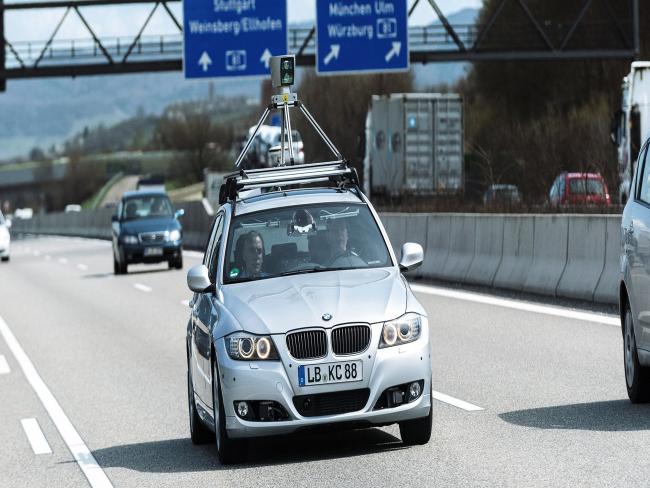 Bosch anuncia sistema de piloto automático para ruas congestionadas