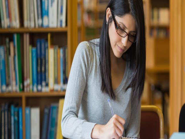 Capes defende contratação de professores por organizações sociais