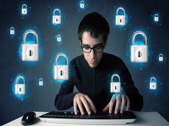 Dia da Internet Segura: empresas devem se conscientizar sobre riscos