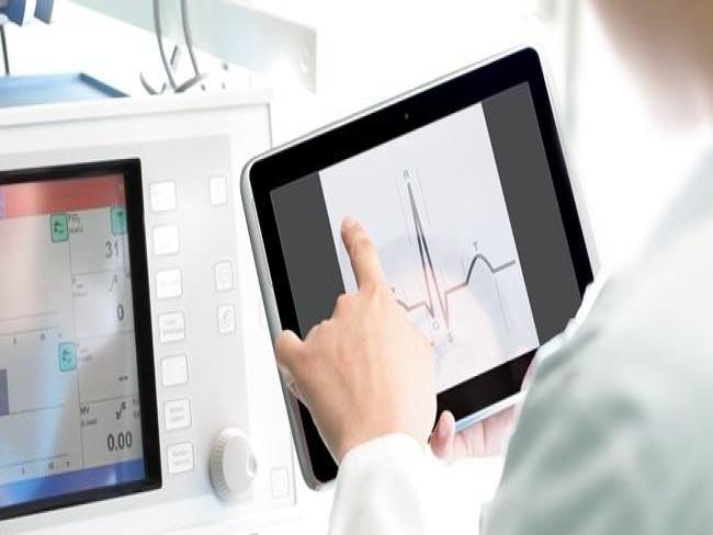 Curitiba usa telessaúde para reduzir fila em neurologistas