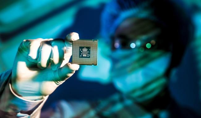 SoftBank compra empresa de chip ARM por US$ 32 bilhões