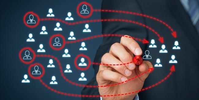 Empresa de locação e vendas de equipamentos para construção dobra conversão com SugarCRM