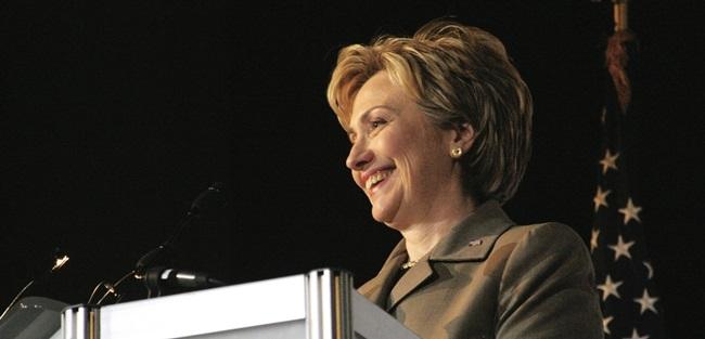 Hillary Clinton poderia ter mais de 33 mil e-mails apagados recuperados de alguma forma