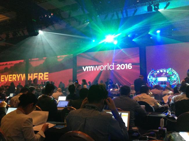 Complexidade da TI tradicional pede modelo de nuvem híbrida