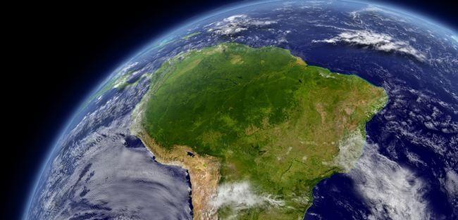 Hughes aterrissa no Brasil com banda larga via satélite