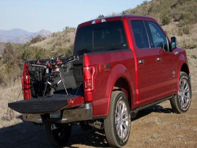 Automóveis da Ford vão se comunicar com drones em situações de emergência