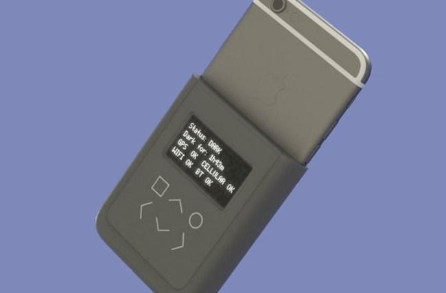 Snowden projeta case para smartphone que mostra quando dados são monitorados
