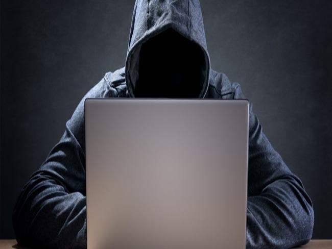 Cibercriminosos podem ter roubado dados do IR de mais de 300 mil contribuintes nos EUA