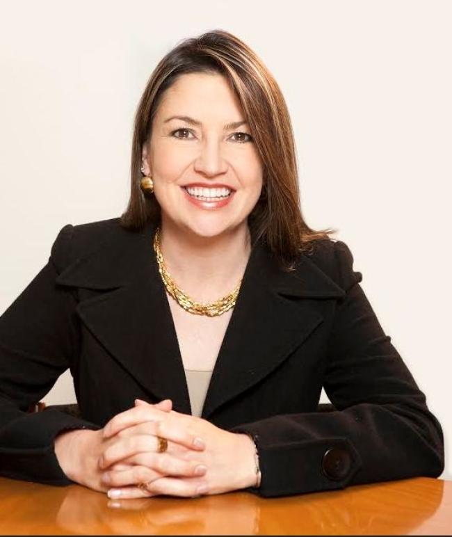 Laércio Albuquerque deixa presidência da CA para AL. Claudia Vásquez assume