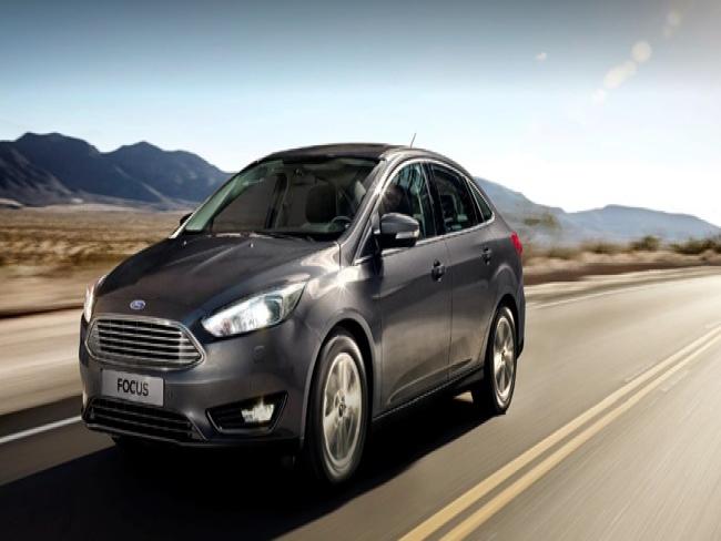 Conheça os recursos tecnológicos do Focus Fastback
