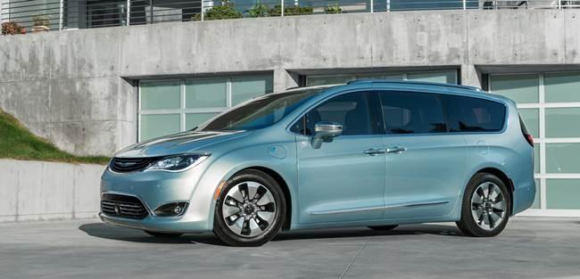 Google e Fiat Chrysler anunciam aliança para projeto de carro autônomo