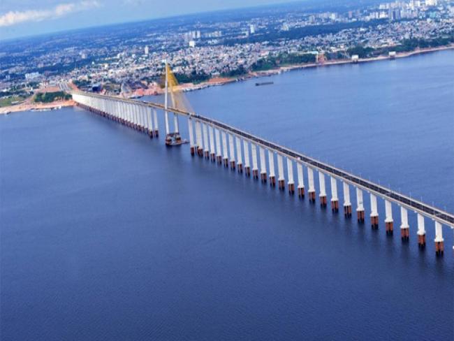Leadership Academy começa em cruzeiro pelo Rio Negro