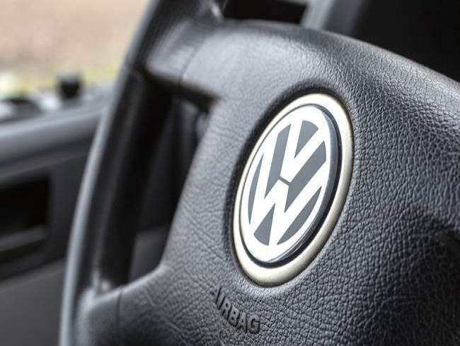 Ministros da UE discutem hoje escândalo da Volkswagen