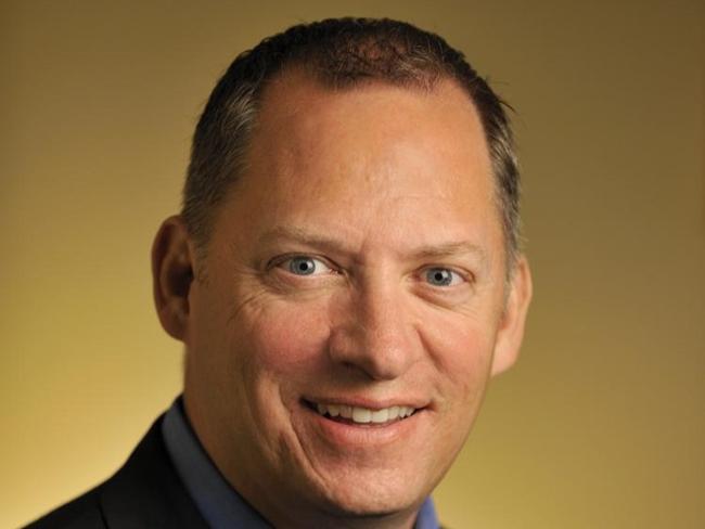 Presidente da divisão de software da Lexmark aposenta-se. CEO de empresa adquirida assume