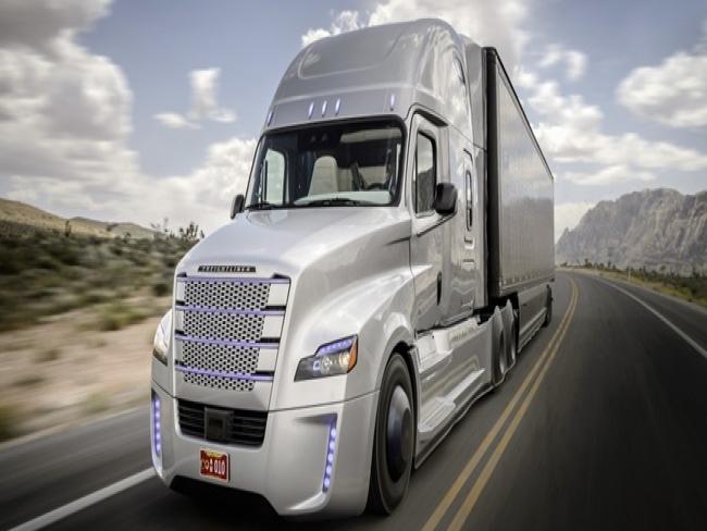 Primeiro caminhão autônomo circula nos Estados Unidos