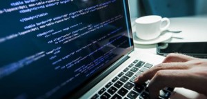 Programaê! ensina programação para adolescentes da Fundação Casa