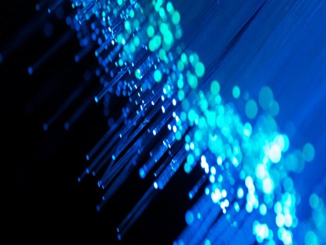 Projeto de cabo submarino que conecta Brasil-Europa começará em abril de 2016