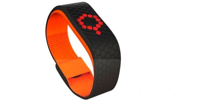 Empresa brasileira desenvolve pulseira que detecta hipoglicemia e pede financiamento coletivo