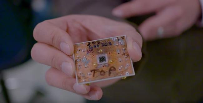 IBM lança computador quântico como serviço de nuvem