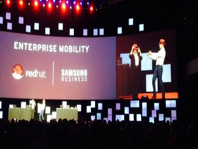 Red Hat e Samsung selam parceria para desenvolver soluções móveis para empresas
