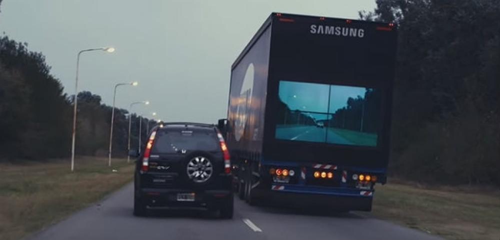 Samsung trabalha na criação em monitores para caminhões