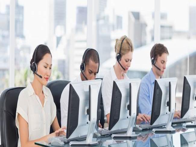 Setor de call center é um dos mais impactos com desaceleração da economia