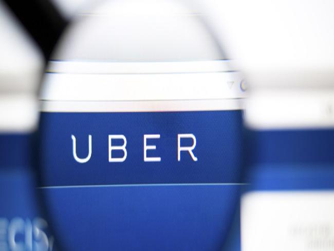 Uber enfrenta problemas legais com plano de rastrear usuário mesmo quando app não está em execução