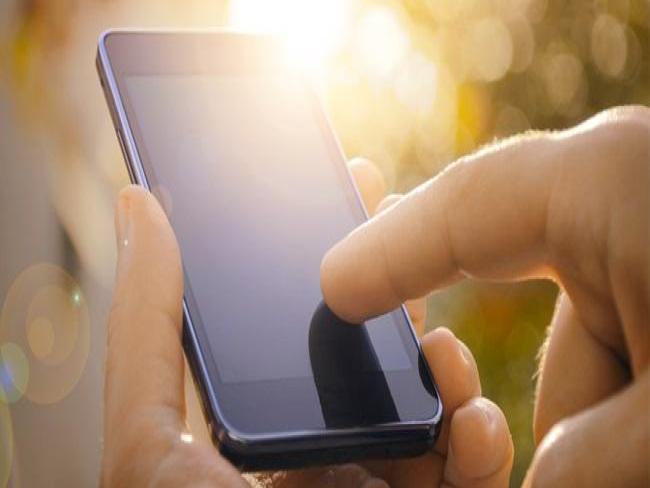 Um terço dos brasileiros guarda segredos em smartphones