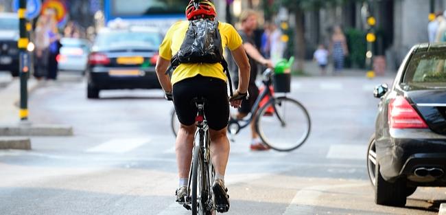 Carros autônomos da Uber colocam em risco ciclistas