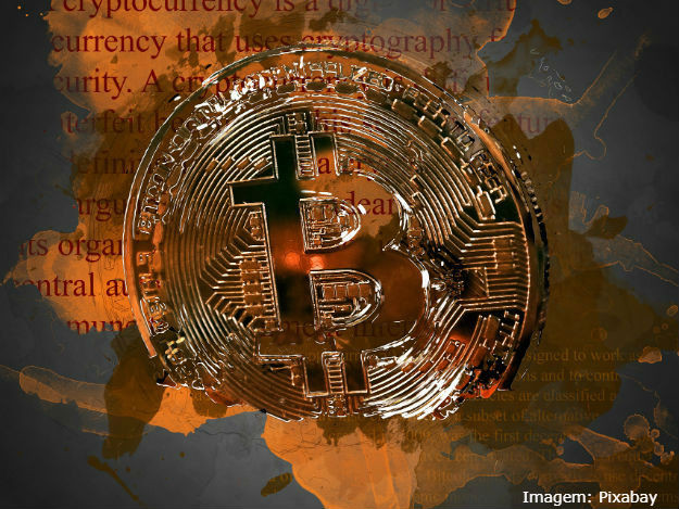 bitcoin-2902690_1920.jpg