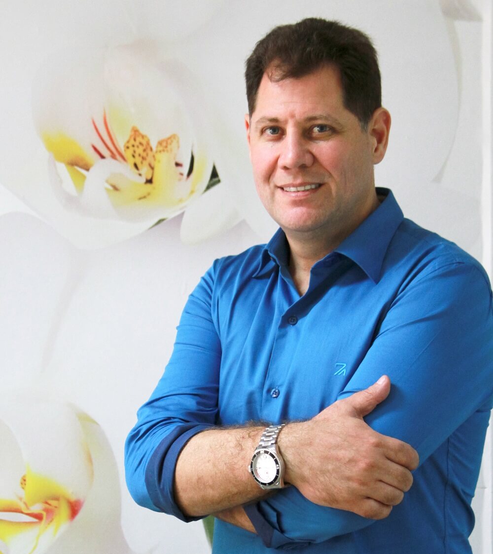 Clóvis Souza CEO Giuliana Flores