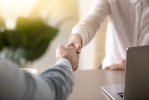 dificuldade para contratar