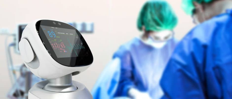 robô laura hospital