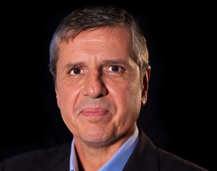 Mauricio Fernandes, Guardicore