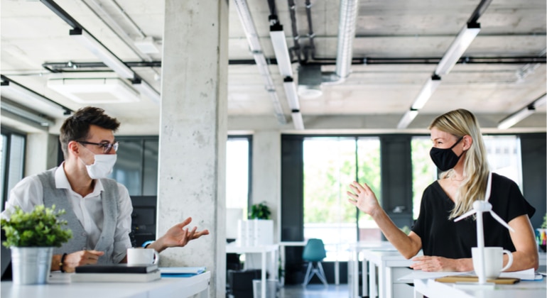 escritório distanciamento