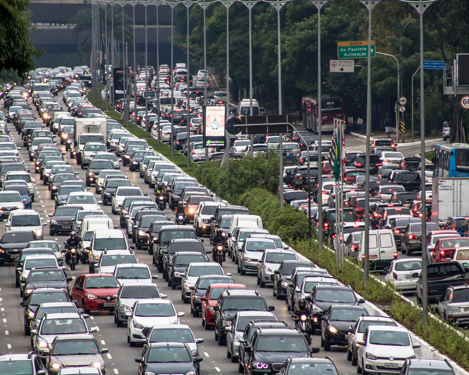 carros, engarrafamento