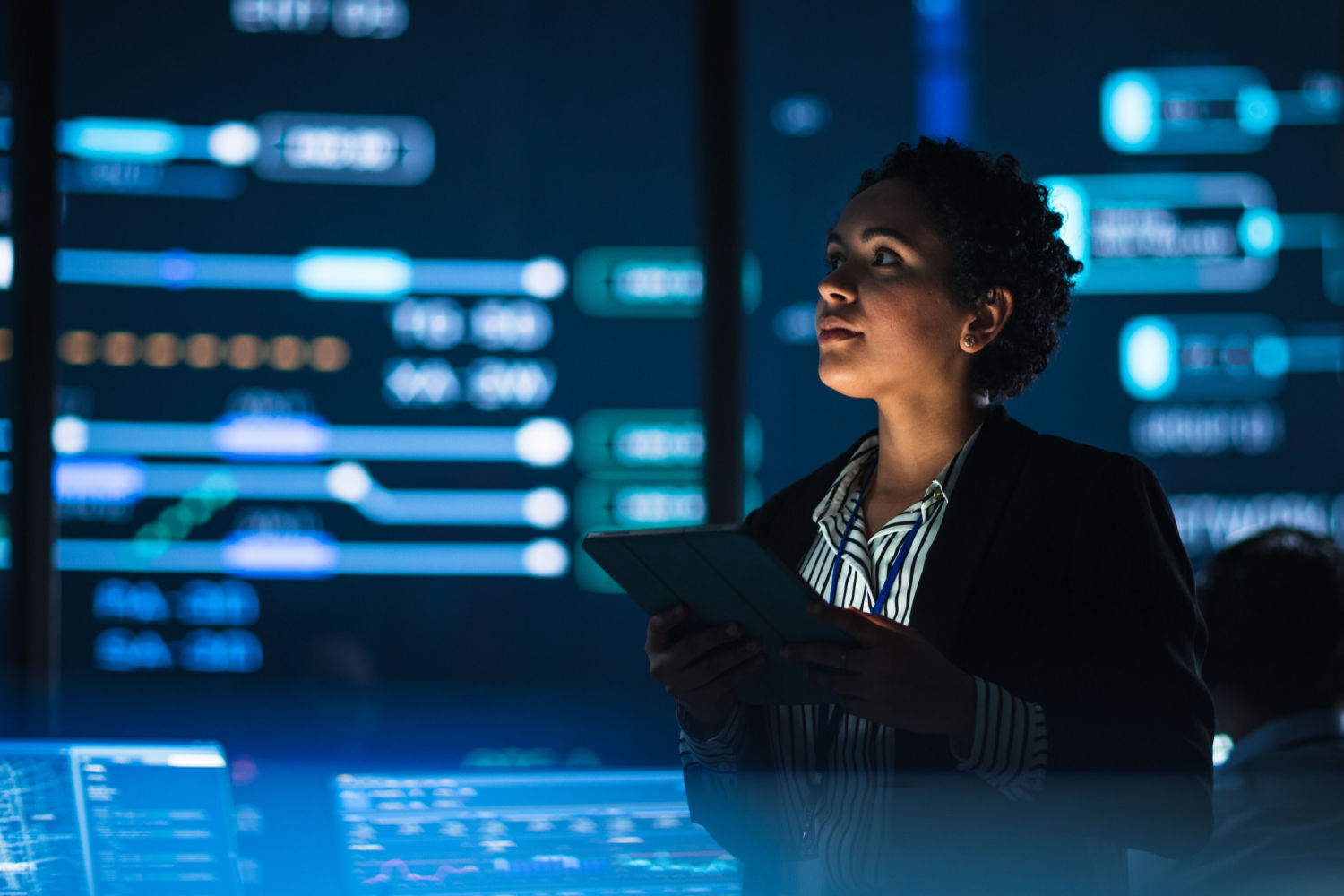 cibersegurança, mulher, pessoa, segurança da informação, especialistas em cibersegurança, ctos