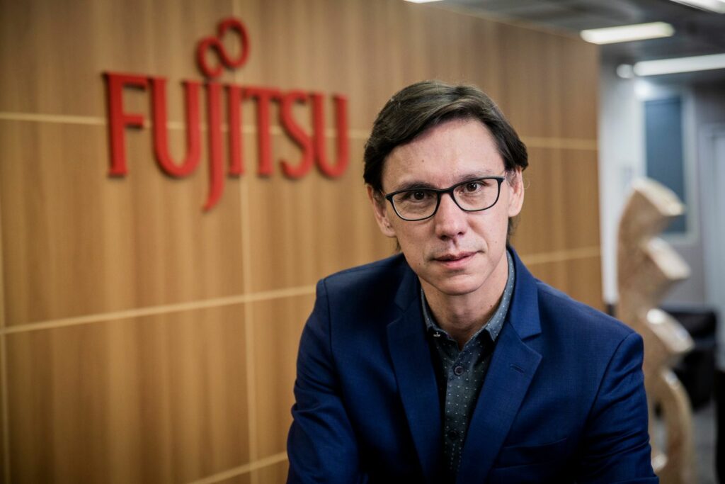 Alex Takaoka, head of Customer Engagement da Fujitsu