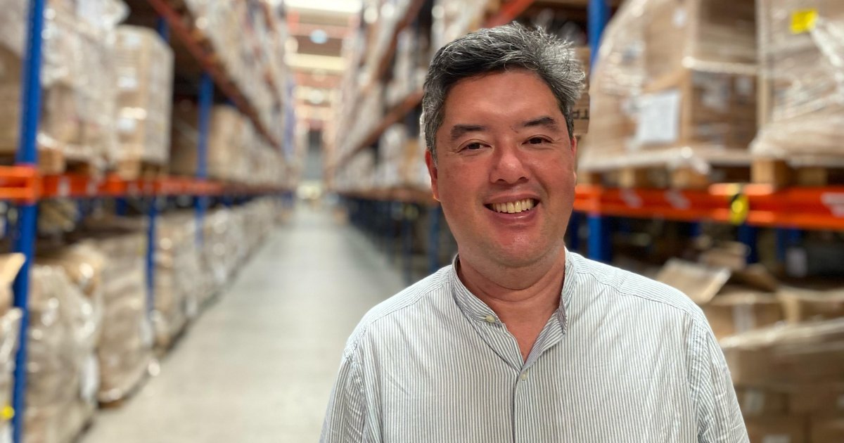 Carlos Tanaka, PostalGow, logística reversa