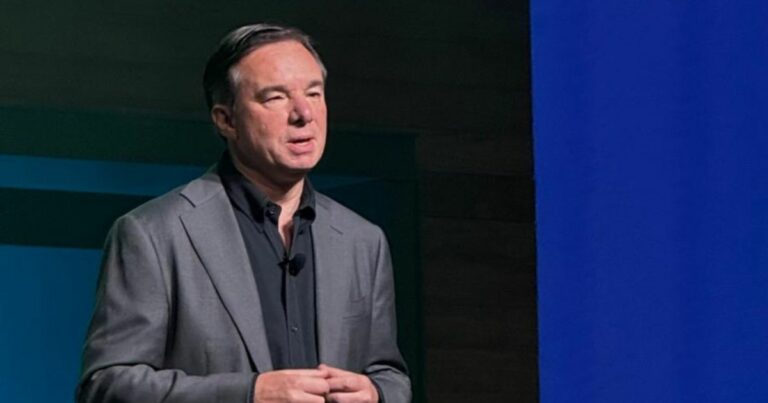 Mike Capone, CEO da Qlik