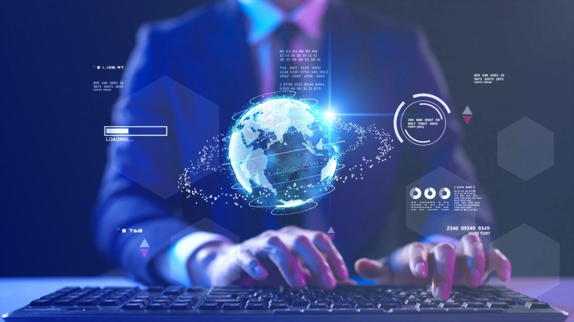Imagem de um profissional de terno interagindo com uma interface digital avançada que exibe o planeta Terra e elementos de tecnologia, destacando inovação e tecnologia