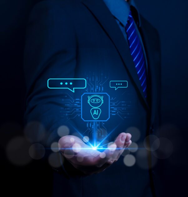 Homem de terno com tecnologia de Agente de Inteligência Artificial sobre as mãos, representando inovação digital