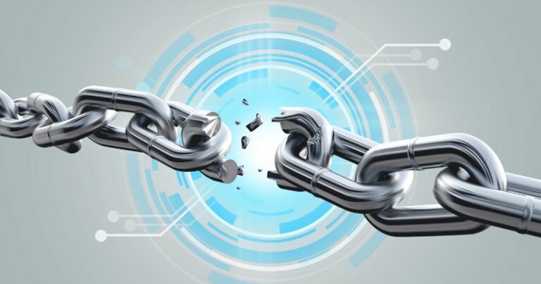 Ilustração de uma corrente metálica sendo rompida no centro, com elos quebrados se separando. Ao fundo, há elementos gráficos circulares em tons de azul e branco, com linhas e pontos que lembram circuitos digitais, simbolizando ruptura, libertação ou superação de barreiras por meio da tecnologia. (cibersegurança)
